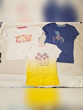 Lot of 3 Girls Size M Graphic Tees